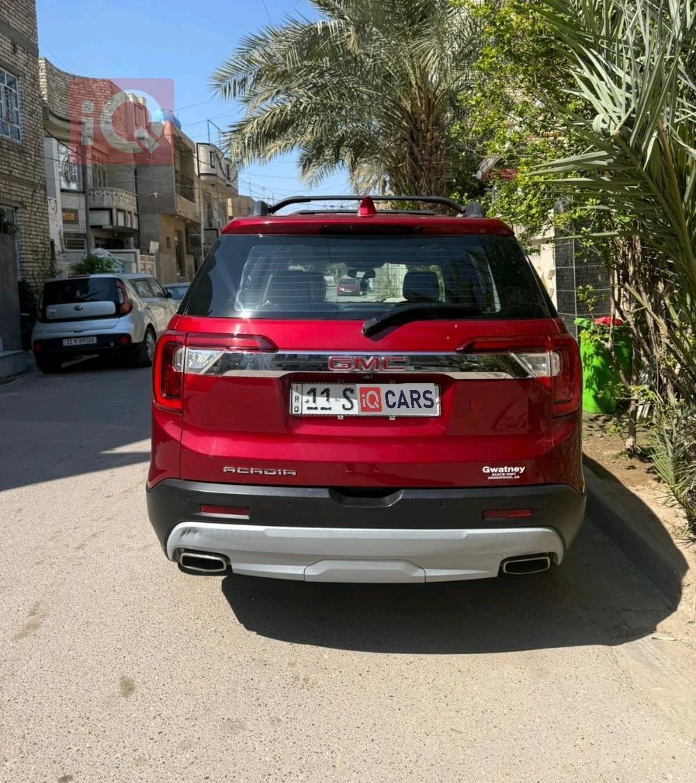 جي ام سي اكاديا